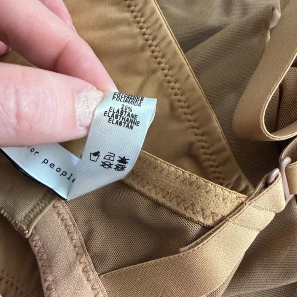 COSABELLA tan free cut micro curvy‎ Wirefree bralette size  tre large NWT